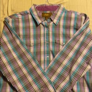 Woman’s wrangler rodeo shirt